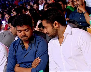 SuriyaFansClub's tweet photo. • Wishing Our Dear @actorvijay A Very Happy Birthday On Behalf Of All @Suriya_offl's #AnbaanaFans ♥️

No Matter What, They Both Are Mama Machan Of K'Town! Good Luck For Your Upcoming #Beast 😁🙌

#HBDVijayFromSuriyaFans 

#Suriya40 | #VaadiVaasal https://t.co/trawAashn2