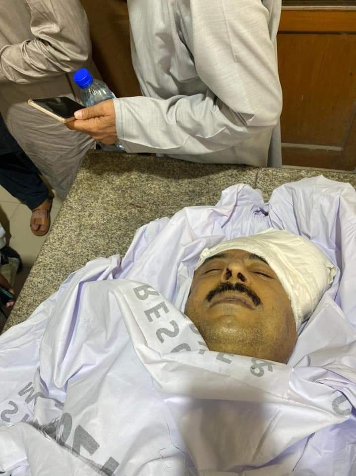 maiwandkakar47's tweet photo. That is how sacrifice for the nation looks like.
Graan lala knew this would come to him but still accepted a proud martyrdom instead of polishing boots.
شهيد عثمان خان کاکړ 
#StateKilledUsmanKakar https://t.co/IE7QFIvQGH