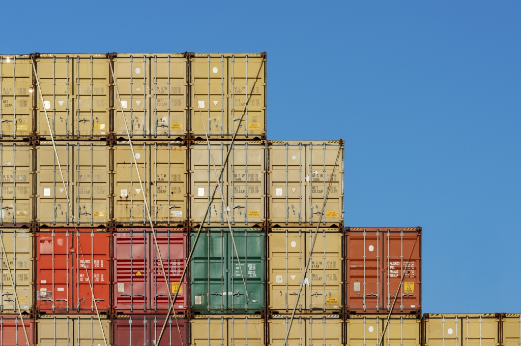 'Yantian effect' - goods shortages inevitable as #port crisis and congestion in China with the backlog taking months to clear- significant implications for global #shipping, trade and goods shortages #yantian #supplychain #cargo #ports <a href="/theloadstar/">The Loadstar</a>  buff.ly/3wEKk9D