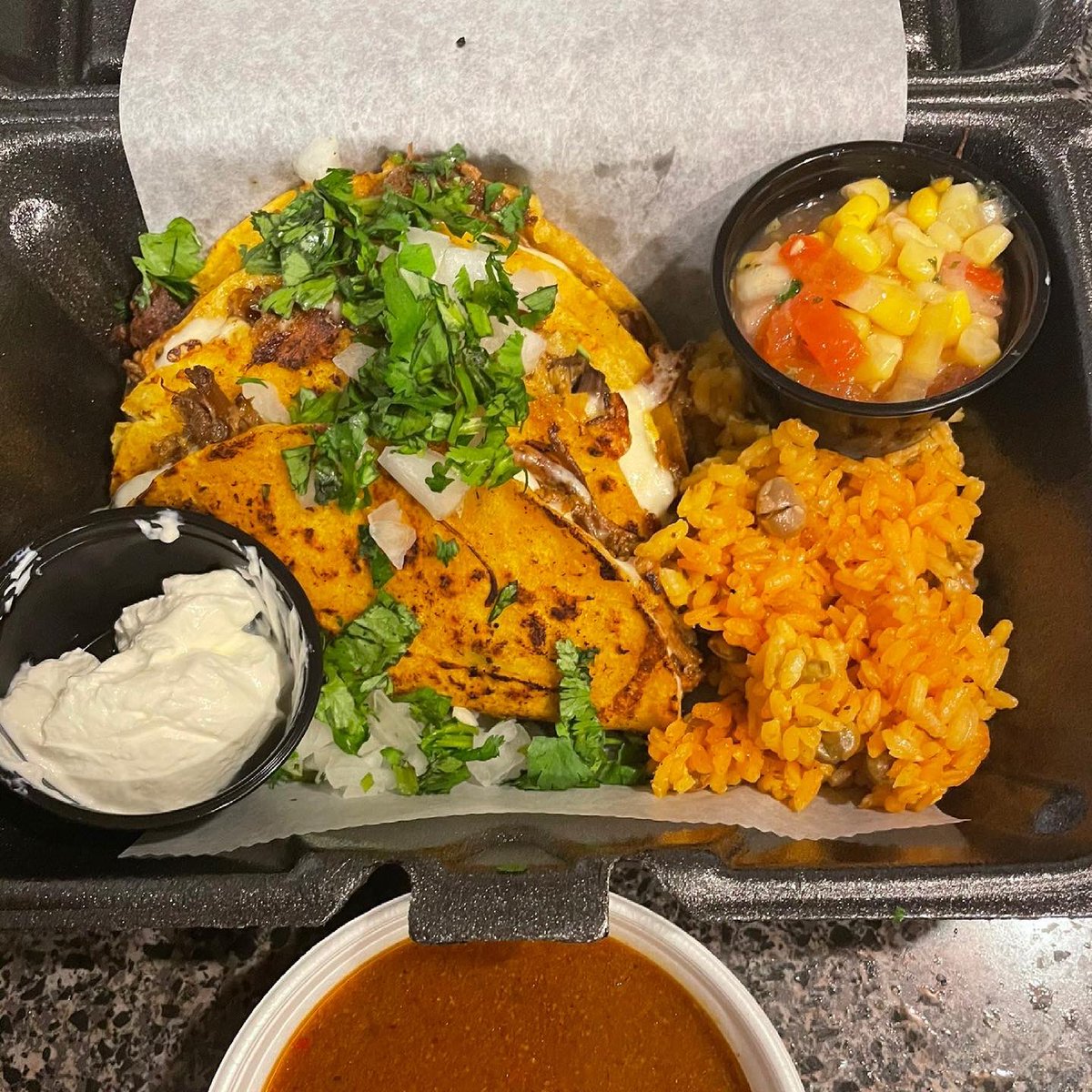 _PradaJerm's tweet image. 🌮🌮We’re back tomorrow for Taco Tuesday‼️ Please place all preorders before noon tomorrow. Thank you for the support and we hope to see everybody tomorrow!!🌮🌮 #tacotuesday #cleveland #Frontrunners
