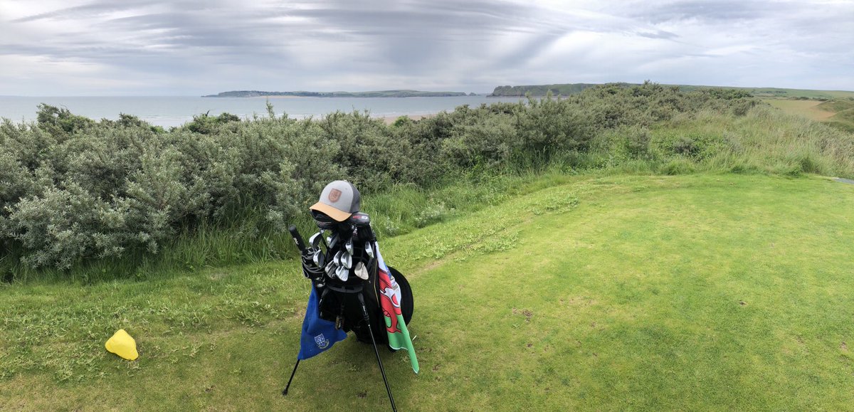 DanielEdgeSmith's tweet photo. What a track! Well played ⁦@TenbyGolfClub⁩. Well played! @paulcoops33 ⁦@AverageGolfer99⁩ #lastonepromise #sorrynotsorry https://t.co/ytFLeLiVos