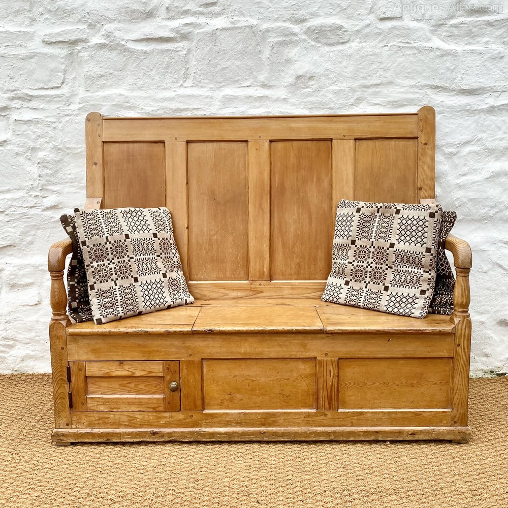 antiques_atlas's tweet photo. Beautiful Welsh Farmhouse Box Settle c1840
https://t.co/syMQk8aMIM
From
Welsh Vernacular Antiques
@WelshVernacular
#antiqueswithprovenance #Welshboxsettle #Antiqueinterior #farmhousesettle #farmhousefurniture #farmhousekitchen #countryfurniture https://t.co/EC0MX3rrAi