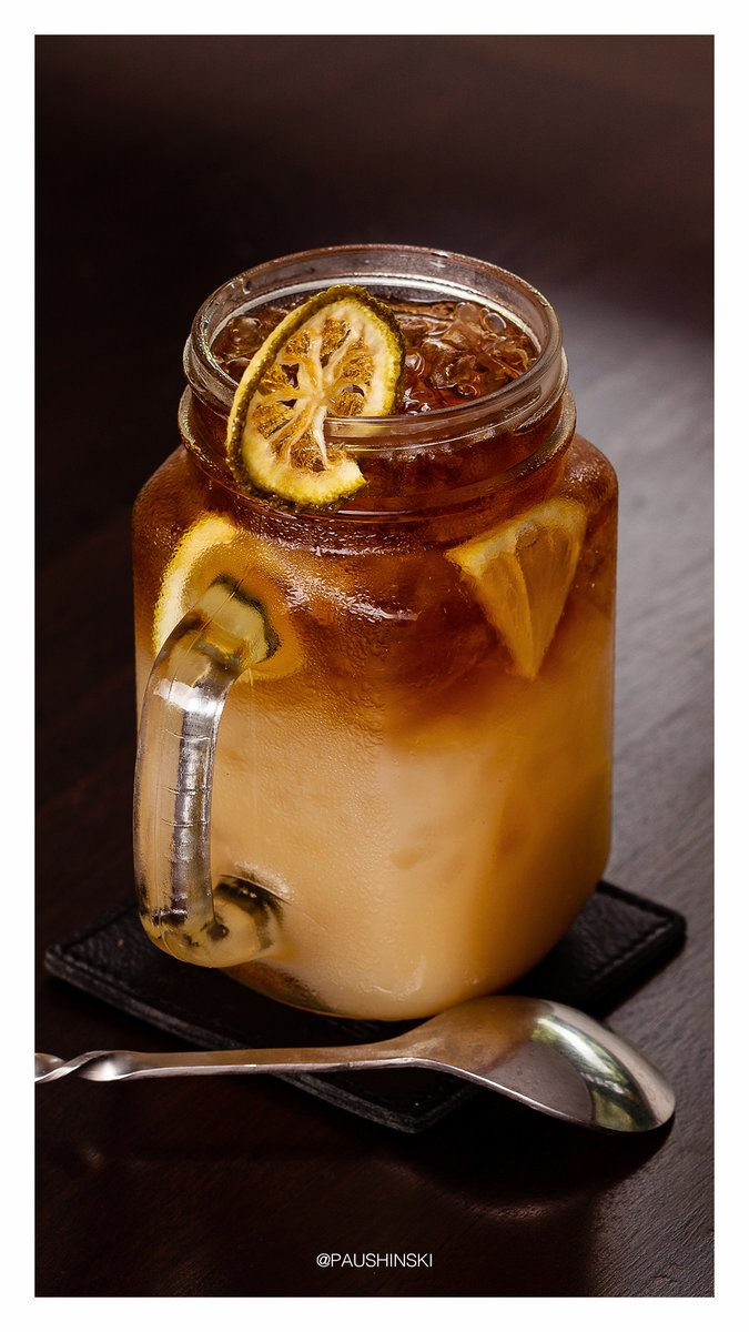 paushinski's tweet photo. The Storm.
~
Myer's Rum imetembelewa na homemade ginger beer.
Ai. Unasema nini wewe?
.
#ProductPhotography
#DrinksPhotography
#FoodPhotography
#SendWork https://t.co/pU54vuNRg4