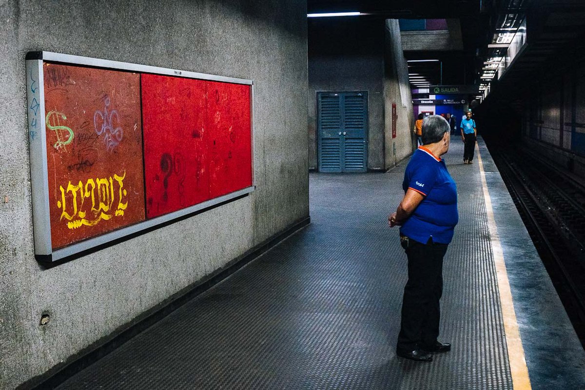 lennyruizc's tweet photo. Metro Memories

#MetrodeCaracas #Caracas #Venezuela 
#streetphotography #SonyAlphaLatin  #Photography #Fotografía  #Rarible #NFT #Ethereum #nonfungible #digitalasset https://t.co/HCU9Dgmcys