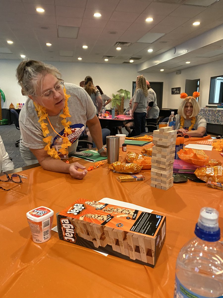 Jenga #misdsurvivor21 Orange team 4 the win! 🏆