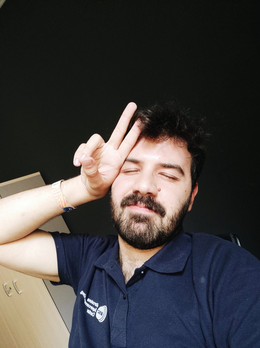 Arnau tweet media