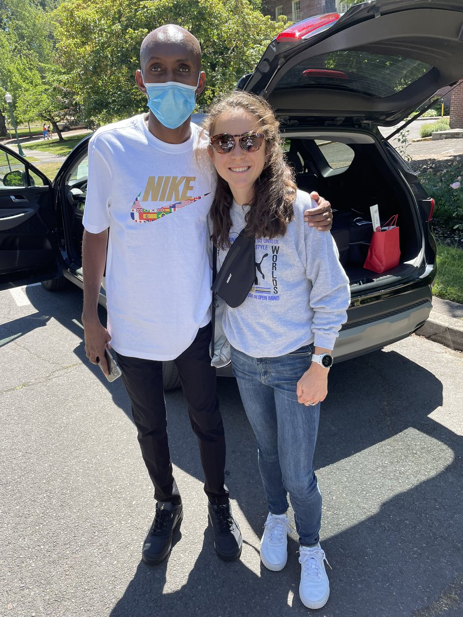 We’re all track this week, but catching our U.S. Olympic marathoners @ByGollyMolly12 & @Abdi_runs in Eugene officially registering for their 1st and 5th!! team is 🙌🏽