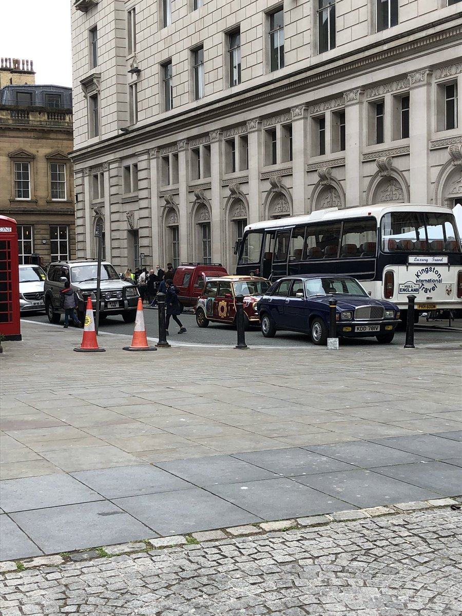 KaleidoscopeLpl's tweet photo. Livening back up in Liverpool, missed seeing filming going on in and around the city ๐ฌ Any guesses what it could be for? ๐ #Liverpool #filming #ExchangeFlags https://t.co/pUQQYUsFtm
