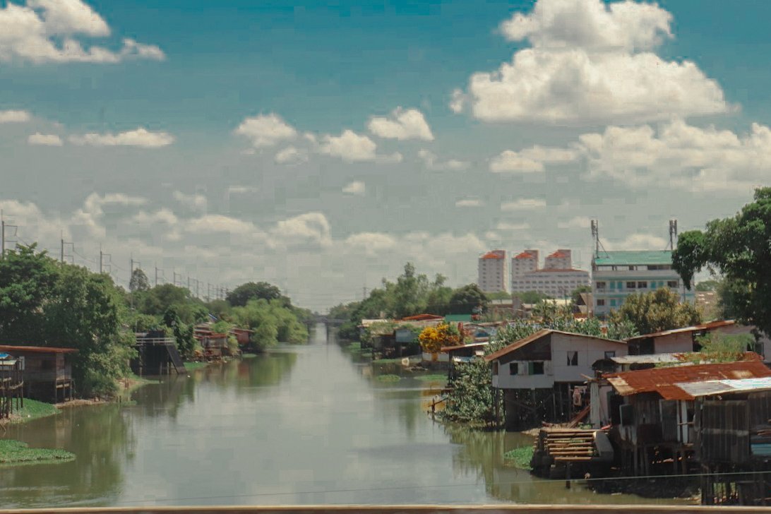 ใ บ ป รื อ 🍃 tweet media