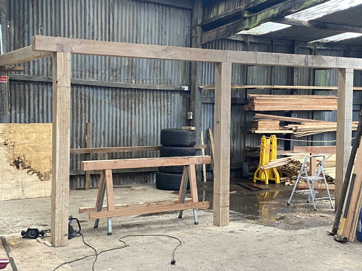 C_Saw_'s tweet photo. Oak framework almost done

https://t.co/yKneJoQ15g https://t.co/DaKCWJjFl5