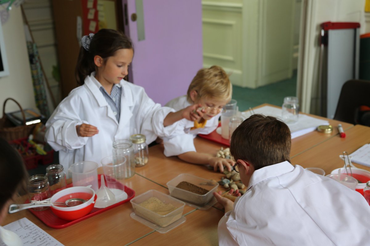 CKP_PrePrep's tweet photo. This afternoon #CKP_Year2 had an interesting time learning about water filtration, as they took part in some scientific experiments #CKP_Science @CKP_JnrAcademic @CKP_JnrHead https://t.co/R6vzF5Kigq