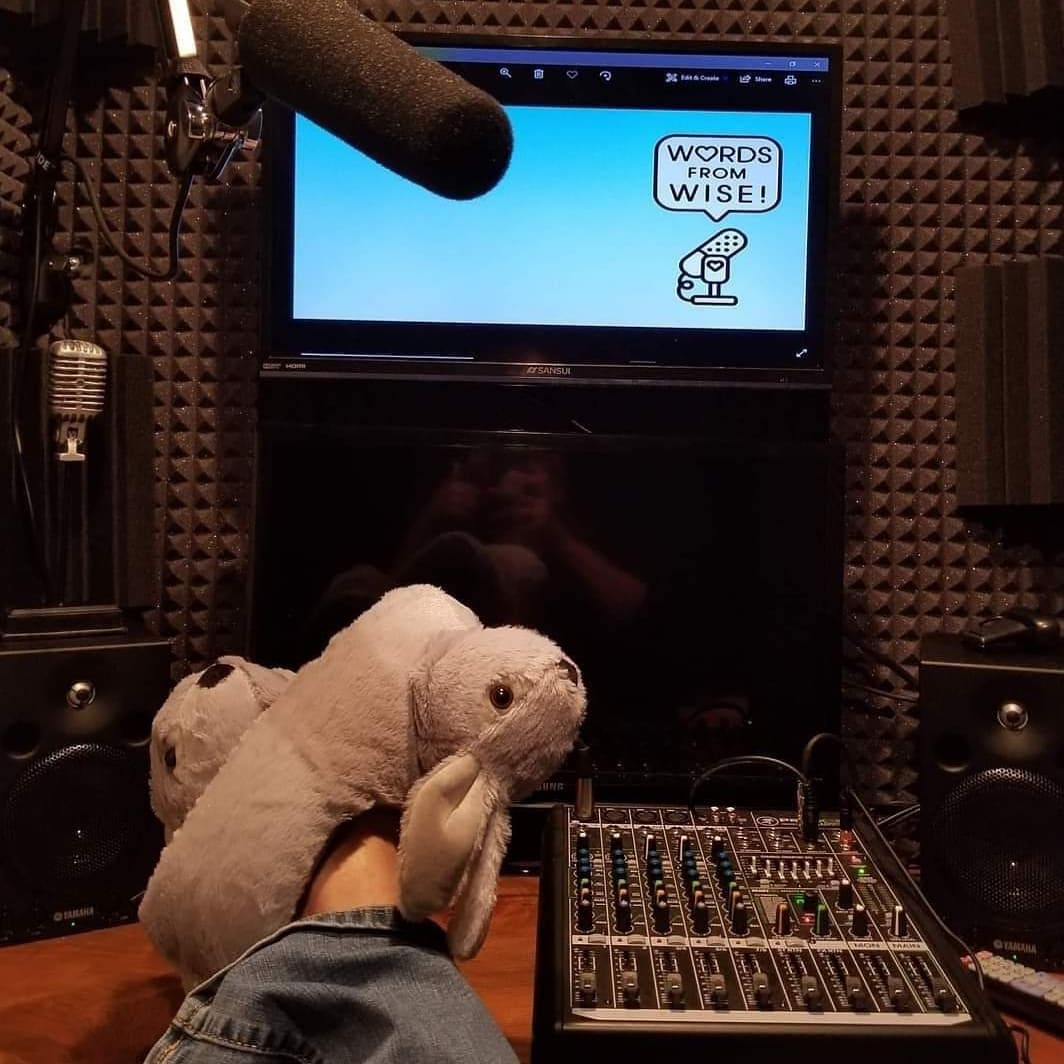 ucadj's tweet photo. The tongue can paint what the eyes cannot see.
#WordsFromWise #voiceactor #vo https://t.co/36NcImuthN https://t.co/EXnaKl0kO1