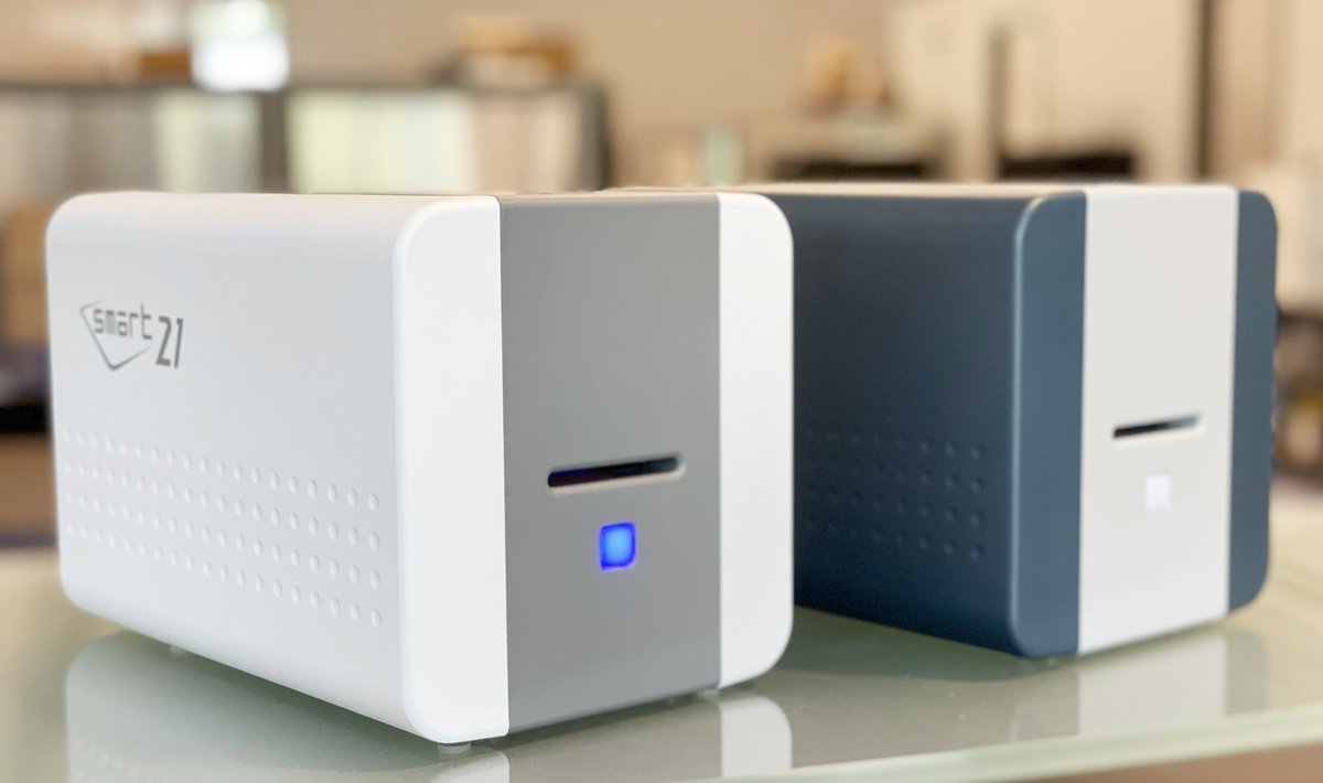 IDPCard's tweet photo. The SMART-21 & SOLID-210 are a simple hand-fed desktop ID card printer with a compact lightweight design. It is a great choice for instant card issuance of entry-level low-volume demands. #cardprinter #badgeprinter #plasticcardprinter #idcardprinter #identification #idcard #badge https://t.co/XRpKDHjFXI
