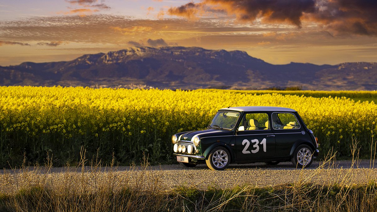 MINIEspana's tweet image. Un paisaje de ensueño con un #MiniClásico de ensueño. Gracias por mostrarnos tu #OrgulloDeMINI @enrique_sampedro.