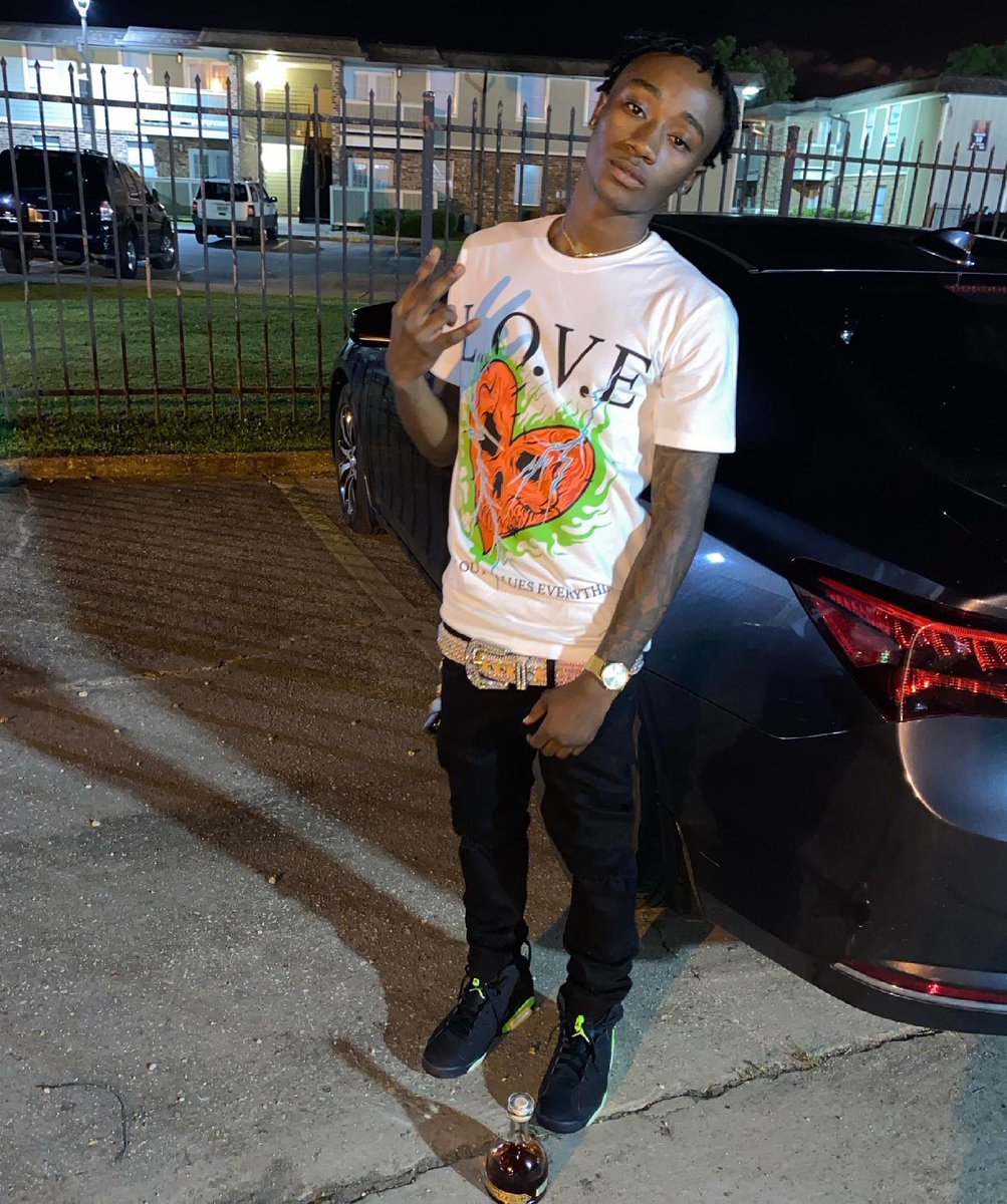 Sickasxrick's tweet photo. I miss my dawg, gotta stay out my feelings…😞 #LLSMD https://t.co/z2cv8FnIOi