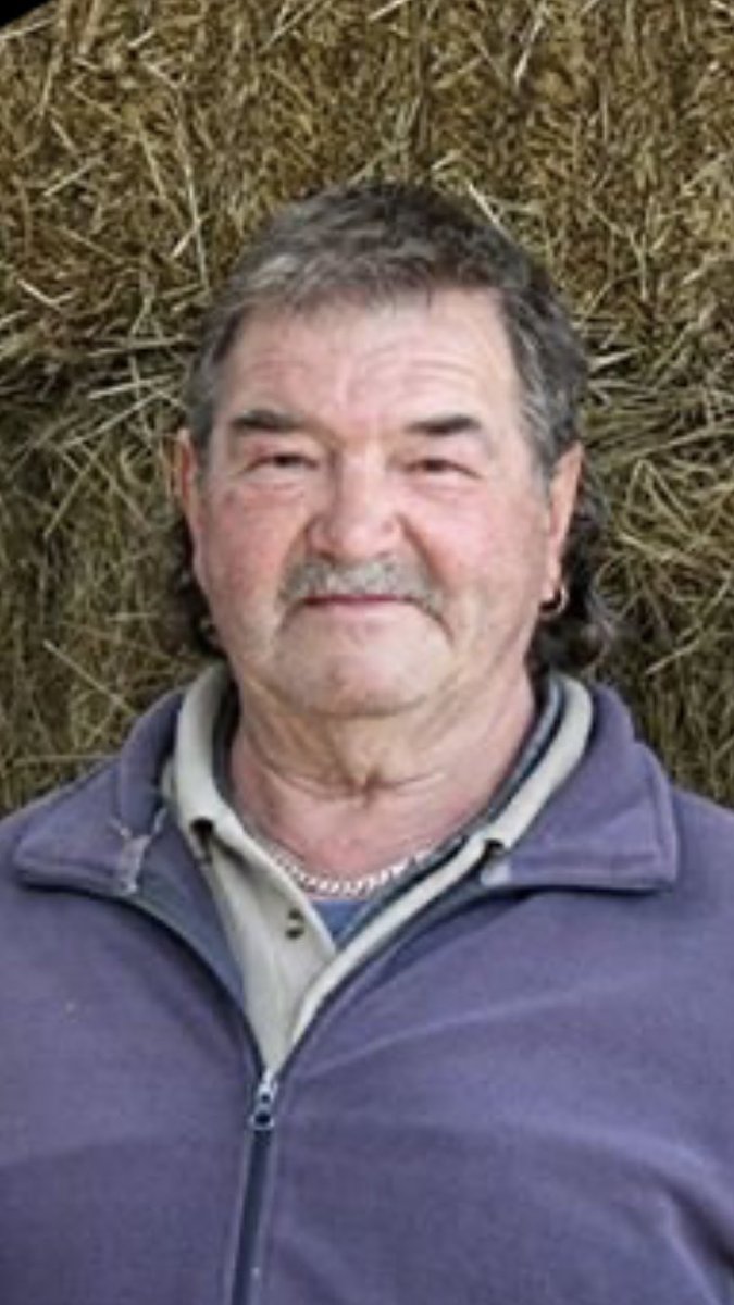 Can people please stop buying this man beer, he’s been drunk since Friday 🤷🏼‍♂️