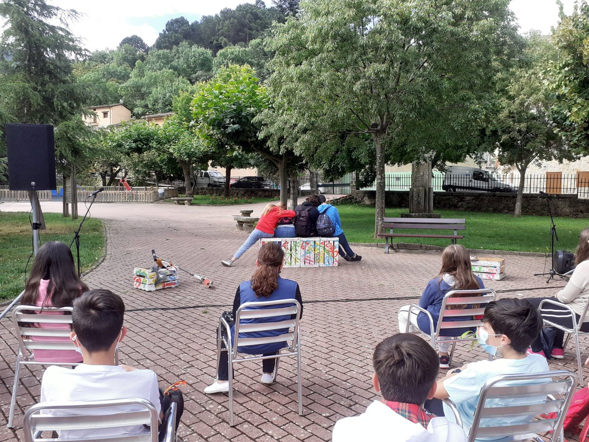 Todo listo para arrancar la Jornada escolar de Teatro con #OcarinoTrapisonda con Brux el Marciano y Sube@escenaTeatro con #SinVeniraCuento en #CuevasDelValle y #SantaCruzDelValle #CulturaSegura