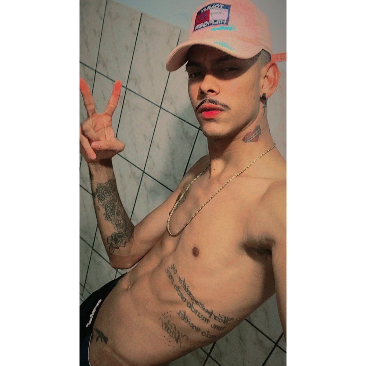 RLMectref's tweet photo. #NewProfilePic https://t.co/9CdZ7tr8Uv