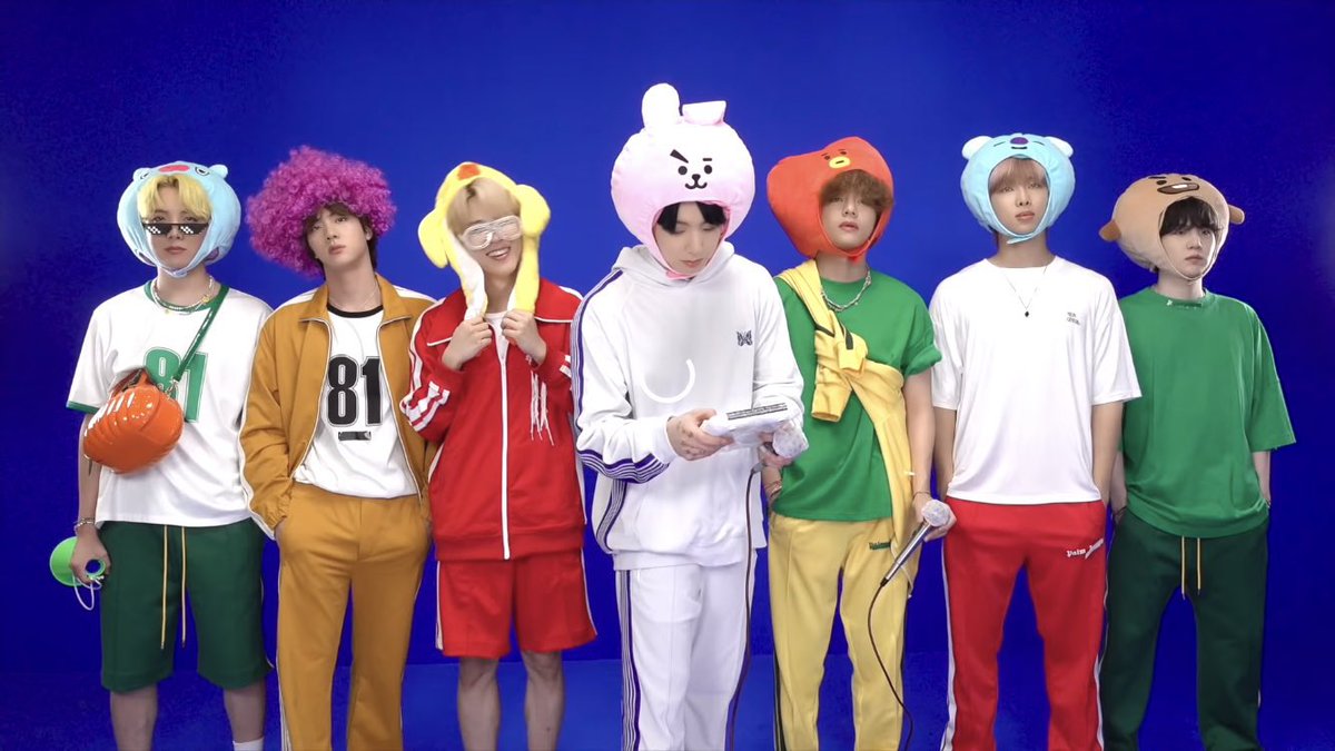 まるけ No Twitter ユンギもグクもまた被ってたから ソウル江南のbt21でスタッフにお勧めされた時買っとくべきだった笑笑 ユンギ グク Bts Butter Bts