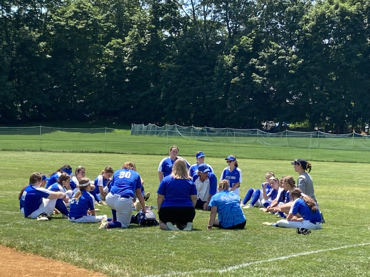 Final: BF 4 AHS 3.  Terrific game and great season for <a href="/AttleboroSball/">Attleboro_Softball</a> !  <a href="/HockomockSports/">HockomockSports</a> @AboroPrincipal