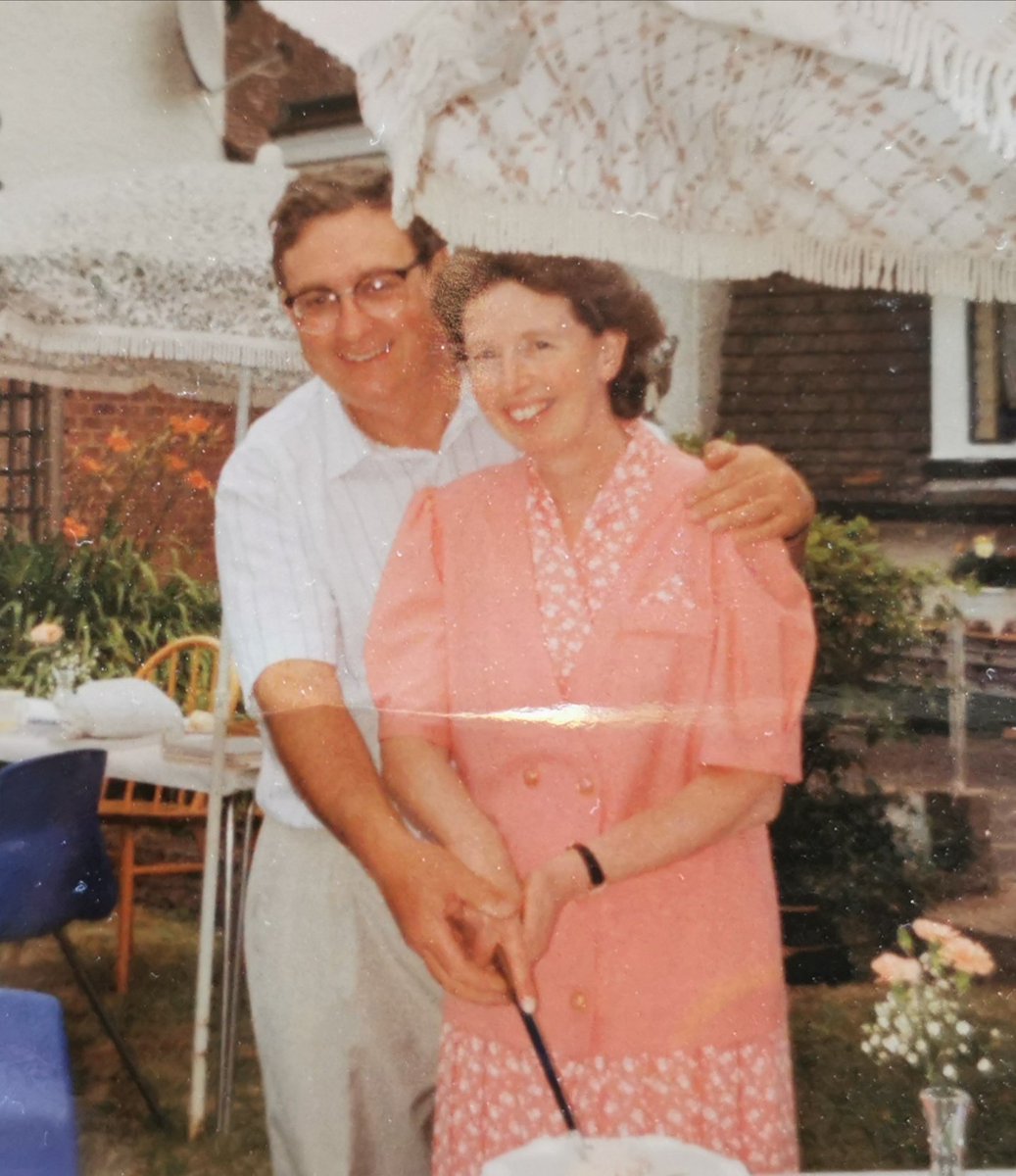WestHallSurrey's tweet photo. A warm #happy 52nd #anniversary to our lovely Carol and her lovely husband. We wish you both a lovely day, #BirchLodge #cake #happyYears #love #careHomes https://t.co/L0sOUx96gn