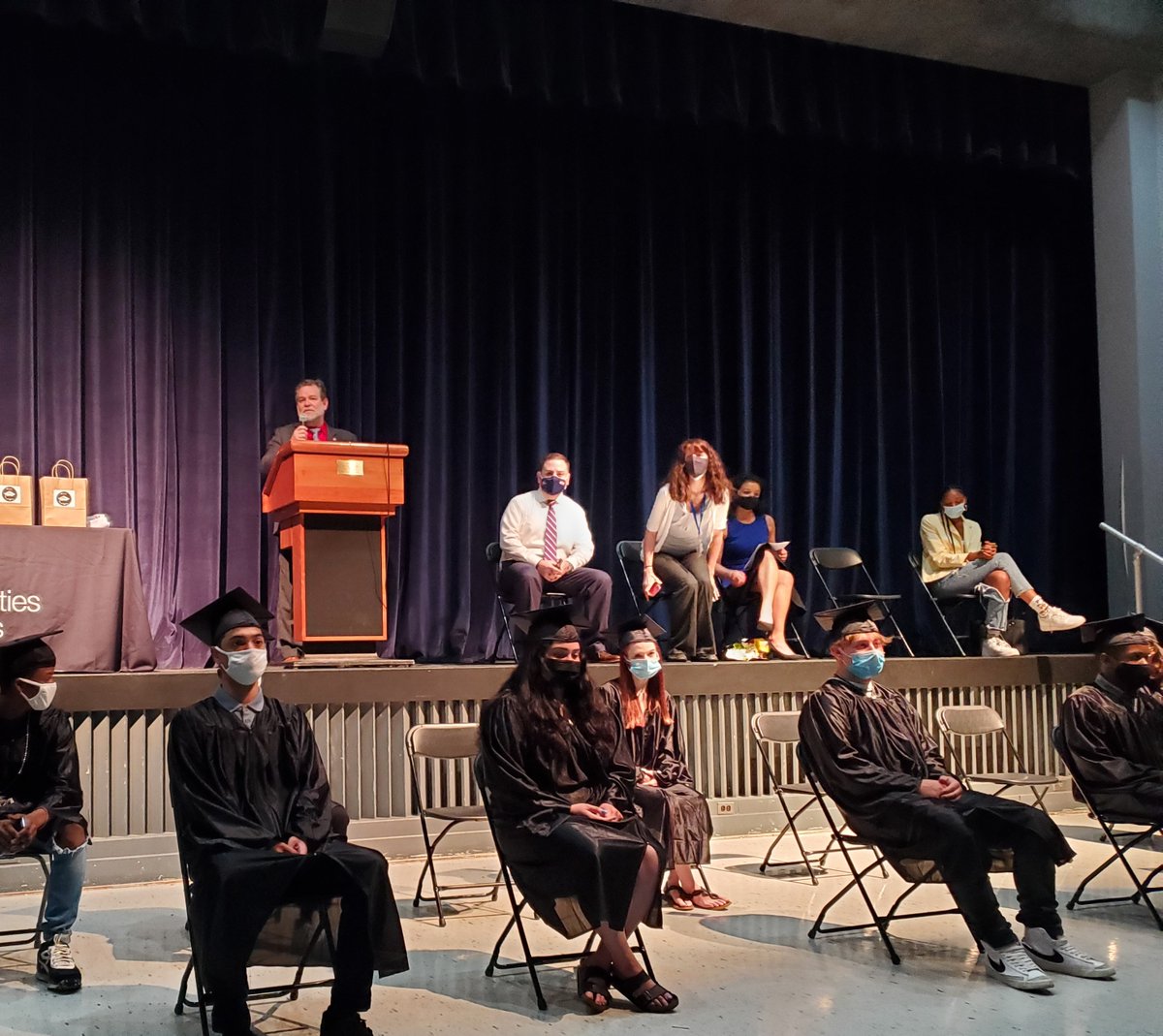 CISEasternPA's tweet photo. C O N G R A T S to the 17 #CIS graduates of Easton Area HS! 🎓 The celebration included #CIS Alumna, Mia Schenck - class of 2018, who delivered a speech to the #2021 graduates 💬 

THANKS to @PPLCorp for your support of #ReadySetGraduate &amp; our youth ❤️ #AllInForKids https://t.co/4pAWxhgi7c