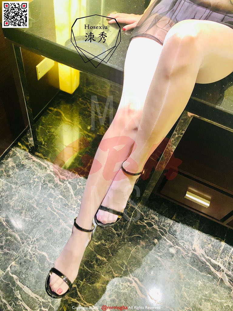 【👰🏻】
实际是紫色的 整体顺滑度超越预期

🧦：@hosexiu1 
 
【投稿】
@2blackstocking 

#丝袜 #美腿  #足交 #恋足 #肉丝 #裸足 #玉足 #高跟鞋 #黑丝 #白丝 #网袜 #脚底 #足控 #榨精 #原味 #美脚 #脚趾 #腿控 #丝足 https://t.co/uO5Ka9pOAZ