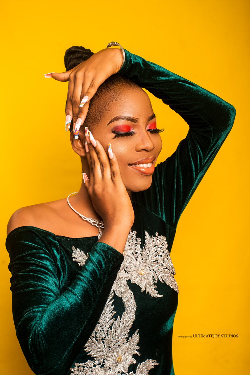 UltimatejoyStud's tweet photo. Birthday Portrait for  @tessythayour
.
.
. 
📸: @UltimatejoyStud
.
.
#ᴄʀᴇᴀᴛɪᴠᴇ #abeokuta
#ᴜʟᴛɪᴍᴀᴛᴇᴊᴏʏ #ᴜʟᴛɪᴍᴀᴛᴇᴊᴏʏꜱᴛᴜᴅɪᴏꜱ #ᴘʜᴏᴛᴏɢʀᴀᴘʜᴇʀᴀʙᴇᴏᴋᴜᴛᴀ 
 #ᴀʙᴇᴏᴋᴜᴛᴀᴘʜᴏᴛᴘɢʀᴀᴘʜᴇʀ #ᴜʟᴛɪᴍᴀᴛᴊᴏɪᴇ_ꜱᴛᴜᴅɪᴏꜱ #ultimatejoystudios https://t.co/mO59DFrefN