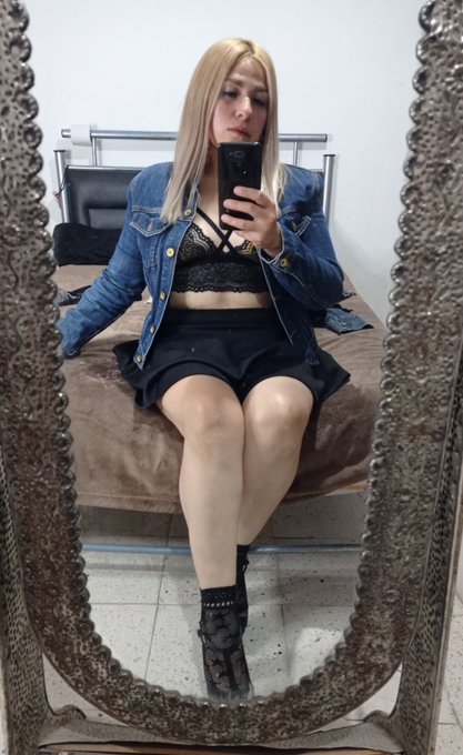 Excelente inicio de semana bbys #LunesArdientes #lunesdemorboyprovocaci&oacute;n #LunesDeTransparencias #hotwifemexico<a href="/tag/lunesardientes"class="tags">#LunesArdientes</a><a href="/tag/lunesdeojos"class="tags"><span>#lunesdeojos</span></a><a href="/tag/lunesdemorboyprovocaci%C3%B3n"class="tags"><span>#lunesdemorboyprovocaci&oacute;n</span></a><a href="/tag/hotwifemexico"class="tags"><span>#hotwifemexico</span></a>