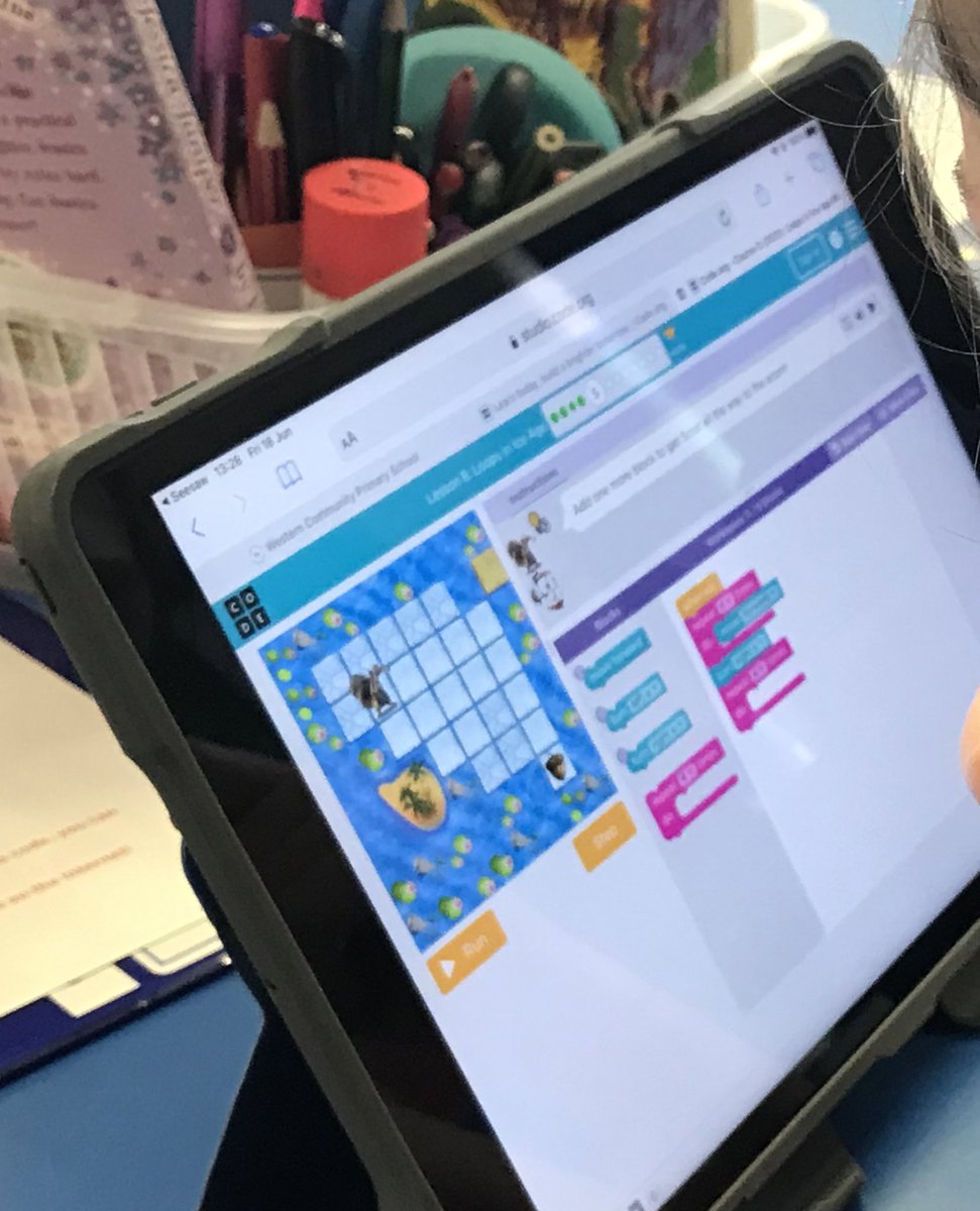 Computing_4Kids's tweet image. Warm up with @codeorg Followed by a game of battle ships to develop our understanding of coordinates using @Seesaw Then some planning of code to help us with our Roman Game before launching into @S4SCoding #computingfun #primary #ks2