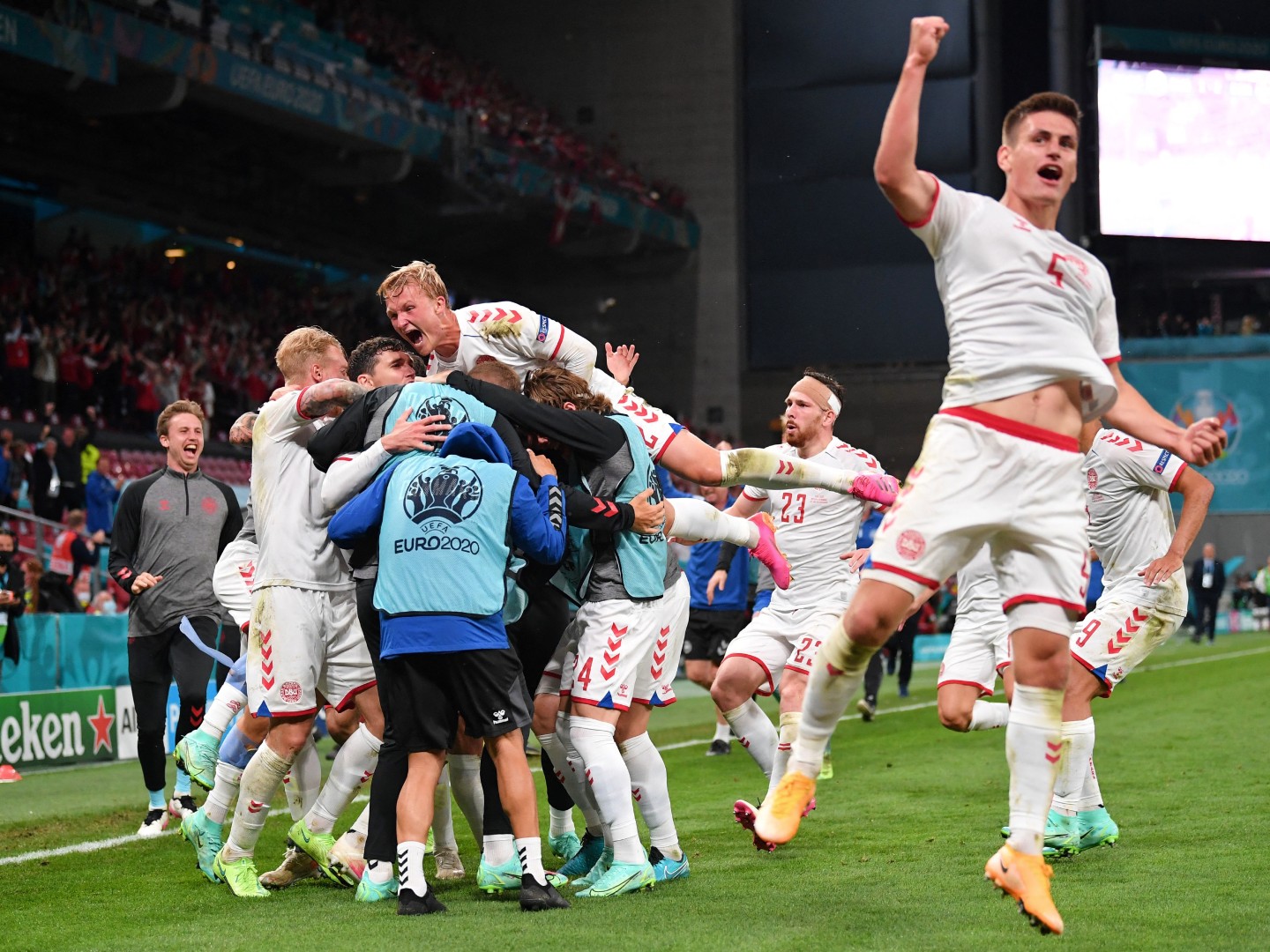 Goal Japan Euro 最終順位 括弧内は 勝点 得失点 グループb ベルギー 9 6 デンマーク 3 1 フィンランド 3 2