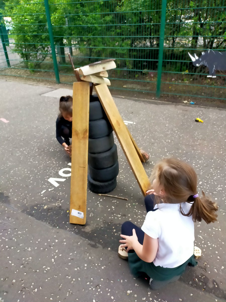 MrsDormer_'s tweet photo. Lots of great team work today. @stmungoalloa https://t.co/v8kzUeQBNA