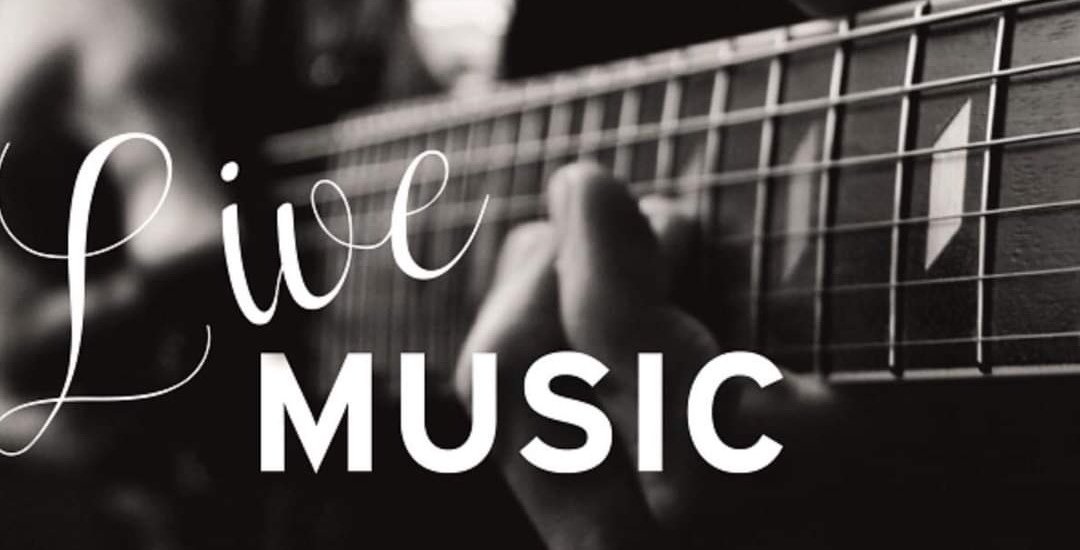 🎸FRIDAY NIGHT LIVE MUSIC IS BACK🎸
We are delighted to be restarting live music with some wonderful acoustic artists from 2 July! 🎸🎤
Watch this space for further information! 
Booking advised to avoid missing out🥳
#livemusic #hexham #supportlocal #mrantsbar #acousticmusic