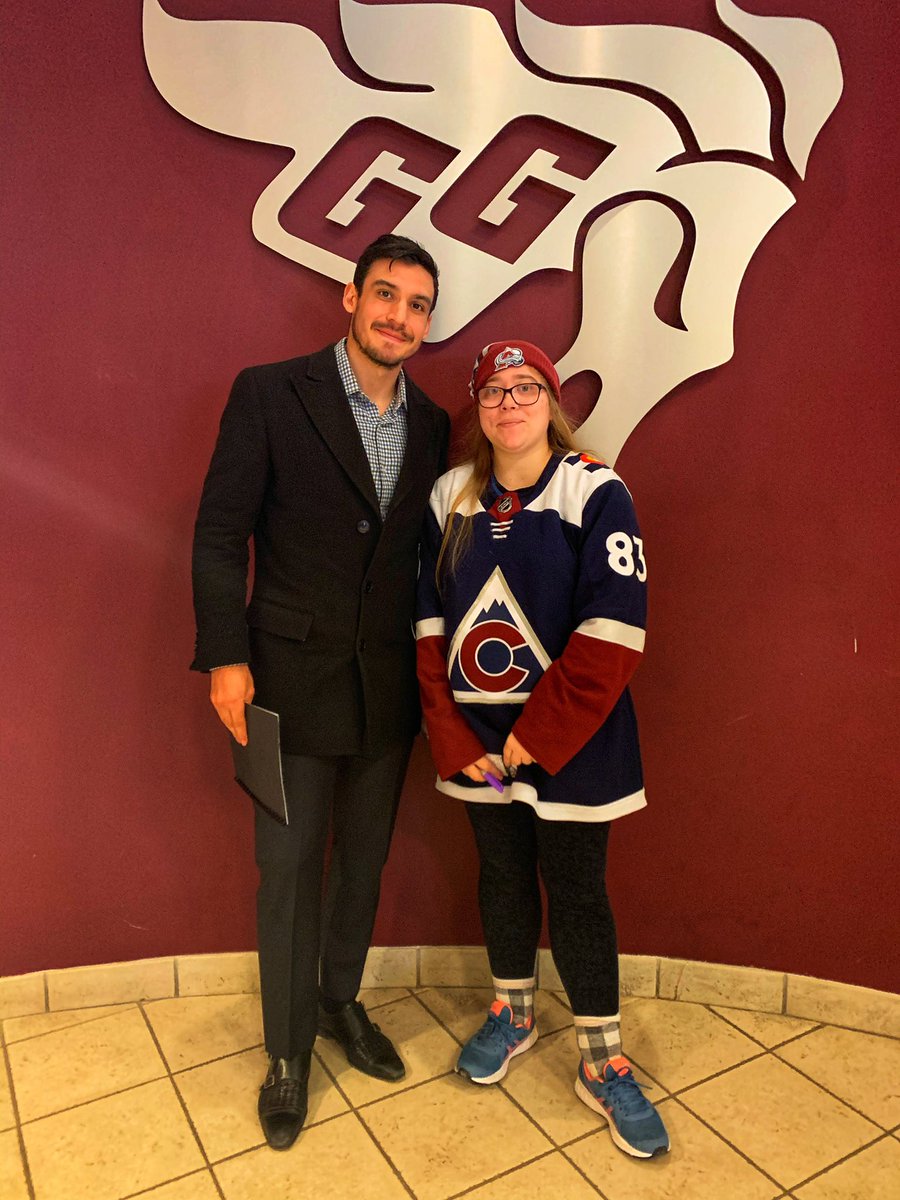 Kassia_skor97's tweet photo. My favourite player, Long Beach Native Matt Nieto, has signed a two year contract with the San Jose Sharks!! Iβm excited to watch him play next season and I hope he doesnβt get injured and can play a full season! #mattnieto #nieto #lbnmn #sanjosesharks https://t.co/RZuxz2bxd9