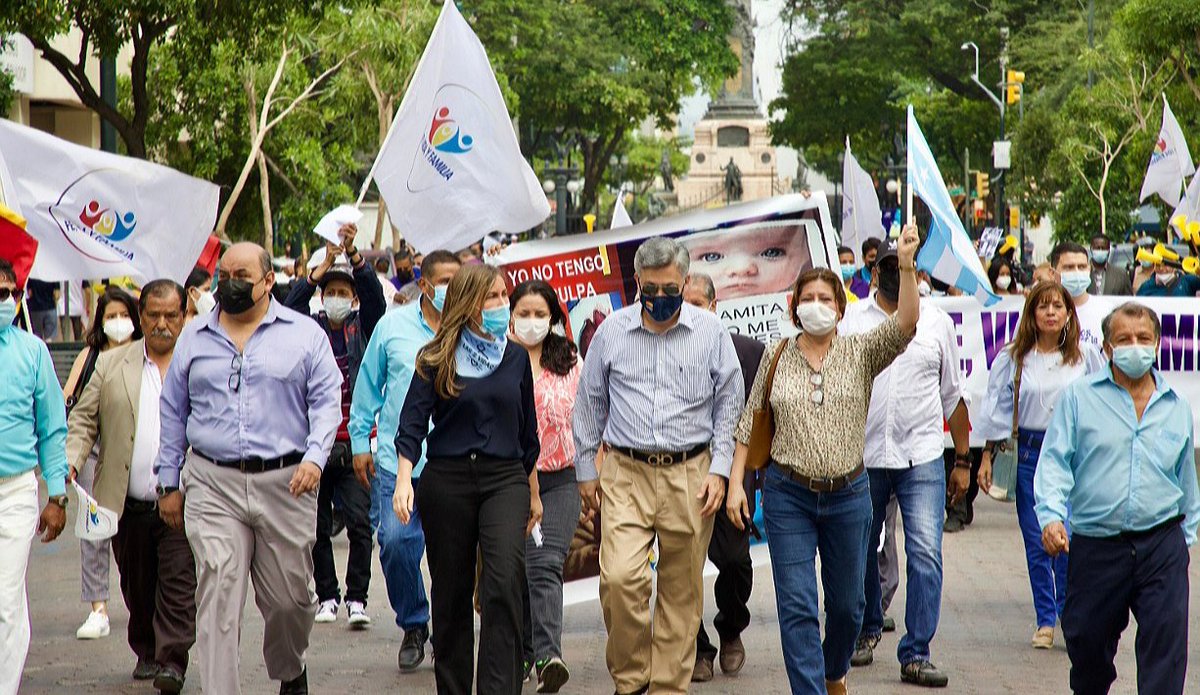 Cedu691's tweet photo. Segunda AUDIENCIA realmente PÚBLICA y MARCHA hacia la parcializada Defensoría del Pueblo, solicitando sea escuchada TODA LA CIUDADANÍA DECENTE PROVIDA, dentro del "Proyecto de Ley del ABORTO" ordenado por la írrita Corte Incon$titucional. https://t.co/MT3zBIOnXP