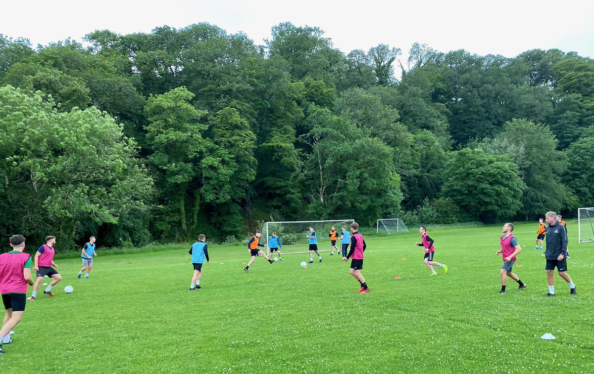 Ivybridge Town FC tweet media