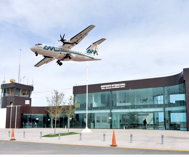 <a href="/MuseoPresidente/">Museo Presidentes</a> <a href="/Coahuila/">Turismo de Coahuila</a> <a href="/Oscar_Lopez_E/">Oscar Lopez Elizondo</a> <a href="/raulvela_e/">CP  Raul Vela</a> @pnlasnoticias <a href="/Silvana_f15/">Silvia Flores Treviñ</a> <a href="/Zenon_Velazquez/">Sergio Zenon Velazqu</a> <a href="/Nava_Coahuila/">Municipio de Nava</a> <a href="/mafalda0909/">Martha Cárdenas C.</a> <a href="/emilioan1/">Emilio Mendoza Kaplan</a> Esta ha sido en imagen, la evolución de ese Aeropuerto. En 2016 bajo gestión de los Alcaldes <a href="/PURONJOHNSTON/">FERNANDO PURON</a> de Piedras Negras y <a href="/Gabyoss/">Gabriela Fernandez</a> de Nava, se llevó a cabo la última remodelación y modernización de dichas instalaciones Maestro <a href="/MuseoPresidente/">Museo Presidentes</a>