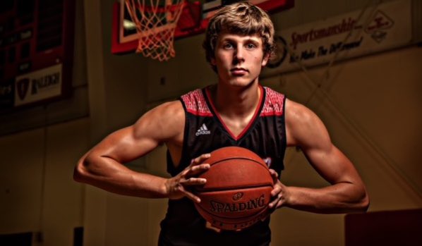 sportsinkansas's tweet image. Busiest athlete in KS? Jayden Garrison of Little River may be the first athlete in KS history to compete in all four statewide all-star/all-state games.

KBCA All-State Game 🏀
8-Man All-Star Game 🏈
KABC All-State Game ⚾️
Kansas Shrine Bowl 🏈

He does it all. #sportsinkansas