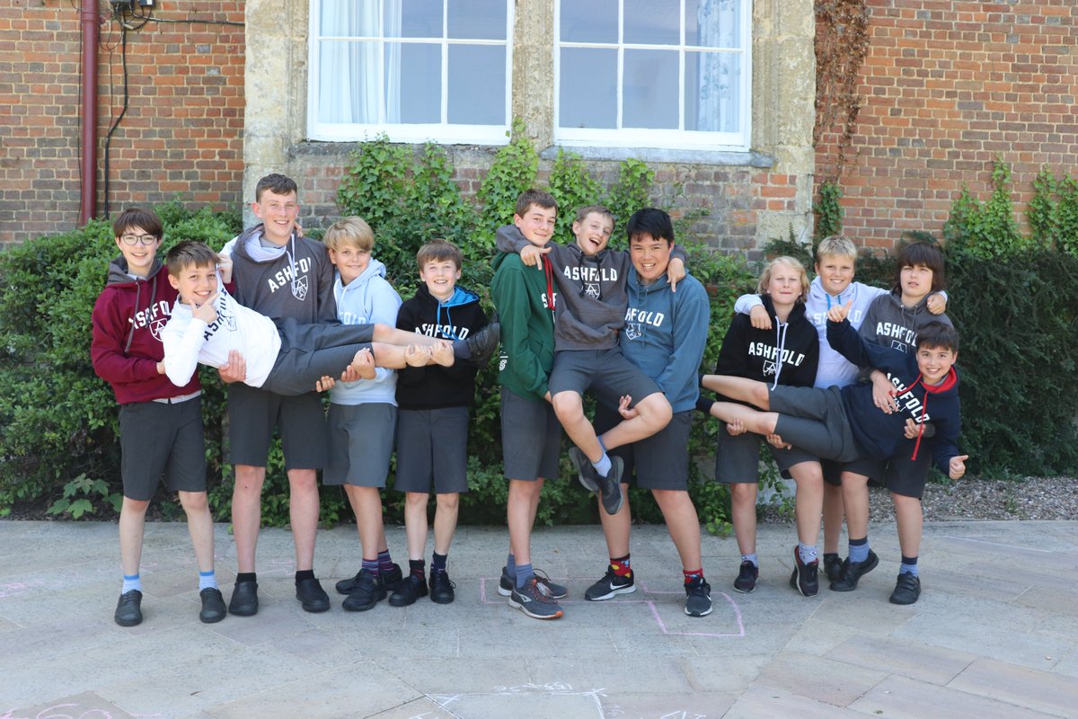 AshfoldSchool's tweet photo. Form 6 are celebrating! Huge congratulations to all our Form 6 children on passing their CE exams - we are very proud of each and every one, and delighted that they will all be off to their chosen Senior School this September! 

#WeAreAshfold #WeAreAspirational #WeAreReady https://t.co/tMCFnEvmSK