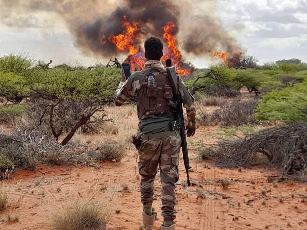 Argagixisada Alshabaab aduunkana waxaa u yaala Dabka iyo Xabada ay Ciidanka XDS ku asqiyaan Aakhirana waxay sugaan waa Cadaabtii Jaxiima hadii aysan ka towbad keenin falalka aadka u xun xun iyo cadaawada ey ummada Soomaaliyeed ku hayaan.