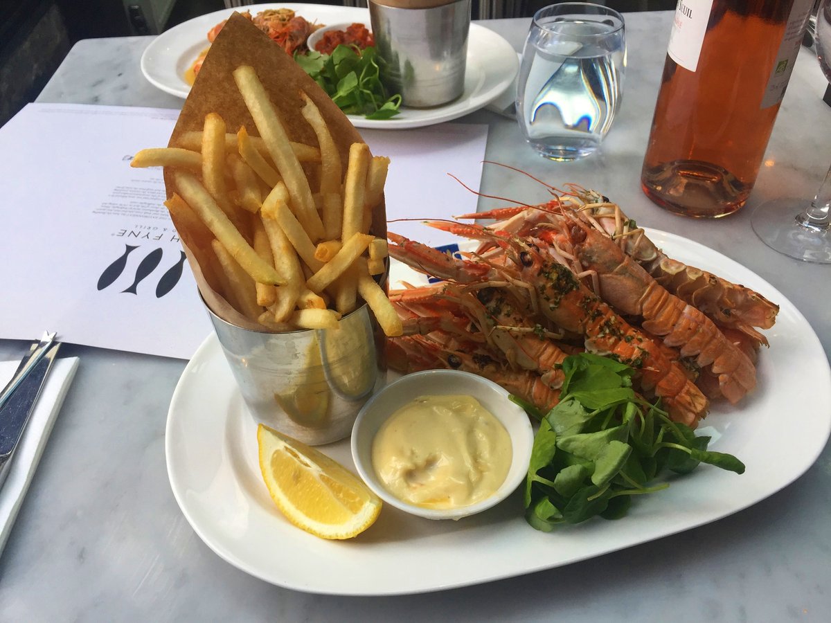 Delicious Grilled Scottish Langoustines 😍

These went down a treat over the weekend as part of our specials menu! Did anyone give them a try at their local #LochFyne restaurant? 🦐