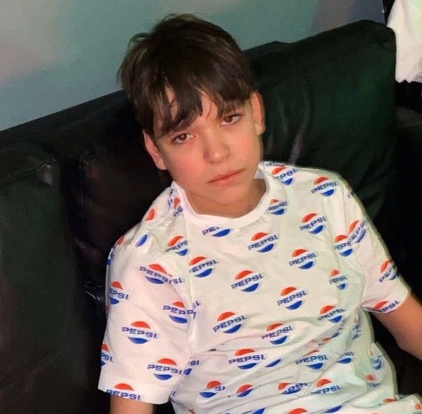 Платон сколько лет. Платон репер. Молодой платон репер. Молодой платон рэпер. Молодой платон.