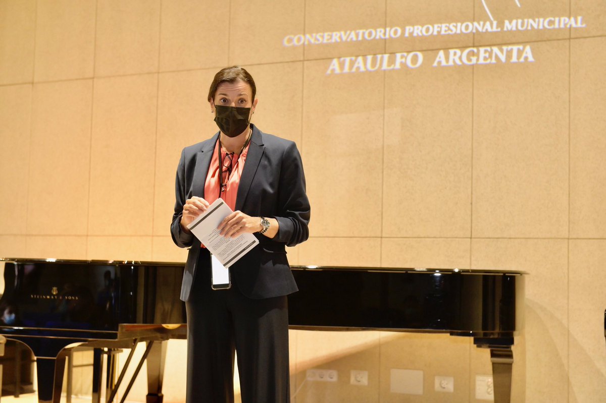 🎼 Hoy celebramos el Día Internacional de la Música y el <a href="/ConsAtaulfoArg/">ConservatorioArgenta</a> ha aprovechado la ocasión para despedir a los alumnos que acaban su ciclo en el
👉Os deseamos mucha suerte y que la música os siga acompañando en vuestras vidas‼️