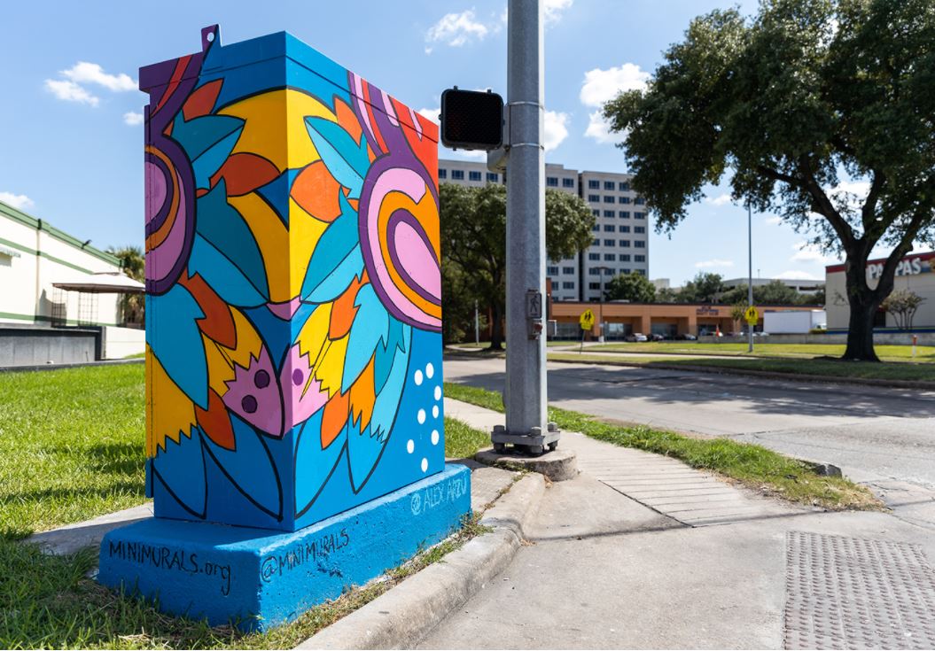 Image of abstract mini mural along Bissonnet & Centre Parkway, painted by Alex Arzu