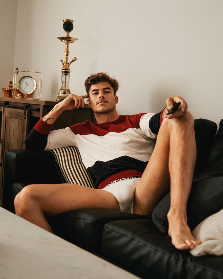 E4bGTGyUYAQIPKQ?format=jpg&name=medium