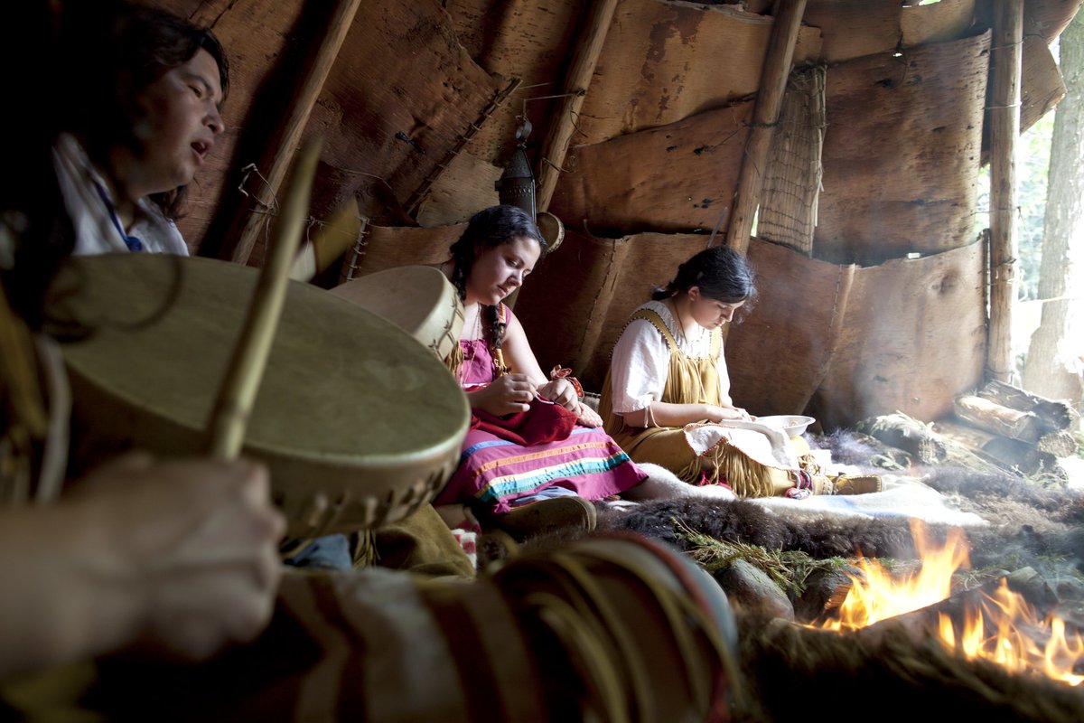 TIAOntario's tweet photo. Today, we celebrate National #IndigenousPeoplesDay

It is an opportunity to recognize the rich traditions, cultures and heritage of First Nation, Inuit, and Métis peoples and celebrate their contributions to our province and country. https://t.co/nKtfBbkKAE