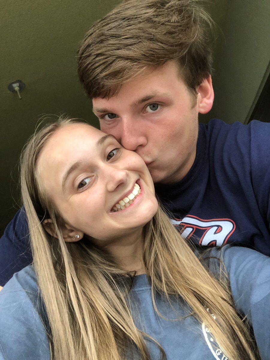 kblansdell's tweet photo. Love you more than a chicken tender basket at a sea food restaurant 💚💚🌴

Second beach trip with joshy was a success https://t.co/37szK2SqK3