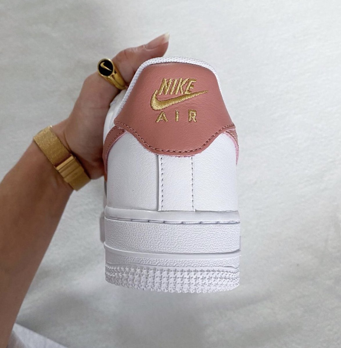 Air Force 1 ‘07 « Essential »