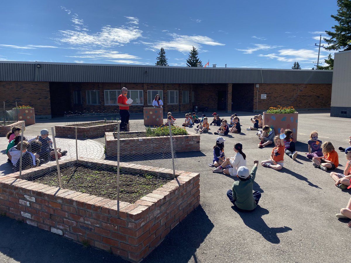 In recognition of #NationalIndigenousPeoplesDay &amp; in alignment with the <a href="/yyCBEdu/">Calgary Board of Education</a> Education Plan, I had the honor of joining Principal Chris Hooper and his staff/students at Dr. E.W. Coffin  for their TRC Call to Action. #wearecbe