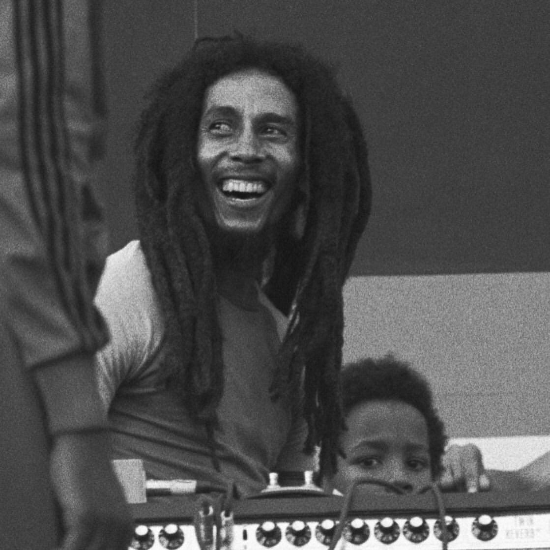We representing for all the reggae lovers all over the world… 
Reggae is a unifying language, From Kenya to the World..
#JAHMROCKDOBA 
<a href="/GhettoRadio895/">Ghetto Radio</a> 
<a href="/CharraDeejay/">Deejay Charra</a> 
@VinceKirii1 
<a href="/CollohWa/">COLLOH WA MACHA C,E,O &- BABAKE MAGGIE</a> 
<a href="/jonnie_wa/">Ras Jonnie Wa Kangundo</a> 
<a href="/LindaOmolo/">LindaDehLupirahWololo</a>